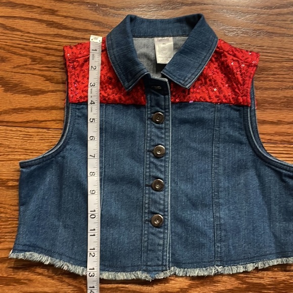 Youth girls stretch denim Vest with red sequins shoulders  button front 10/12 MC - Picture 9 of 9